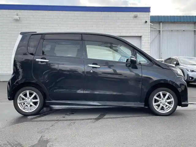 ダイハツ ムーヴ カスタム X 道北・旭川 2013(平25)年 5.3万km ブラックマイカメタリック (株)IDOMが運営する【じしゃロン旭川店】の自社ローン対象車両になります。こちらは現金ご利用時の価格です。/自社ローンご希望の方は別途その旨お申付け下さい/　/・社外オーディオ(CD/BT)/・エコアイドル/・電動格納ウィンカーミラー/・フロントデアイサー/・リアデフォッガー/・プッシュスタート/・スマートキー1個/・フォグランプ/・オートライト/・現車装着サマータイヤ 純正AW155/65R14