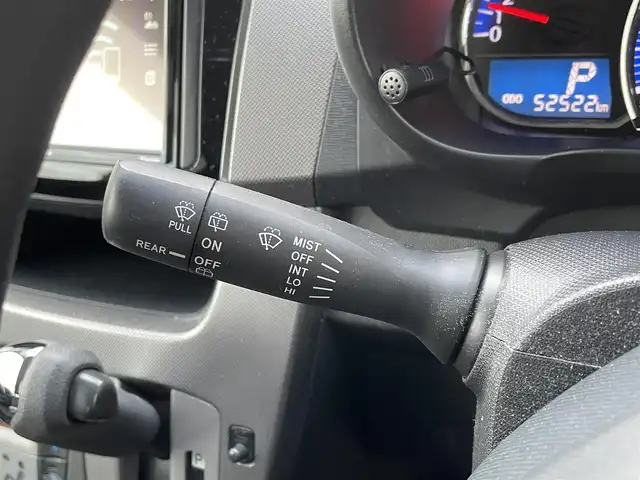 ダイハツ ムーヴ カスタム X 道北・旭川 2013(平25)年 5.3万km ブラックマイカメタリック (株)IDOMが運営する【じしゃロン旭川店】の自社ローン対象車両になります。こちらは現金ご利用時の価格です。/自社ローンご希望の方は別途その旨お申付け下さい/　/・社外オーディオ(CD/BT)/・エコアイドル/・電動格納ウィンカーミラー/・フロントデアイサー/・リアデフォッガー/・プッシュスタート/・スマートキー1個/・フォグランプ/・オートライト/・現車装着サマータイヤ 純正AW155/65R14