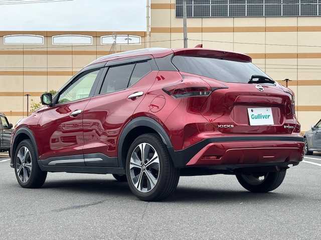 日産 キックス X 宮城県 2020(令2)年 3.7万km ラディアントレッド 登録時走行距離36519km/カープレイ対応ナビ/Alexa/AAC/ステアリングヒーター/ステアリングリモコン/デジタルインナーミラー/アラウンドビューモニター/プロパイロット/コーナーセンサー/ドライブレコーダー/ビルトインETC/ハーフレザーシート/シートヒーター（D＋N席）/純正アルミホイール/衝突軽減システム/純正LEDヘッドライト/スペアキー有/プッシュスタート