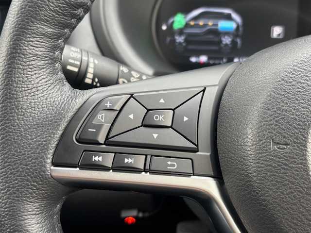 日産 キックス X 宮城県 2020(令2)年 3.7万km ラディアントレッド 登録時走行距離36519km/カープレイ対応ナビ/Alexa/AAC/ステアリングヒーター/ステアリングリモコン/デジタルインナーミラー/アラウンドビューモニター/プロパイロット/コーナーセンサー/ドライブレコーダー/ビルトインETC/ハーフレザーシート/シートヒーター（D＋N席）/純正アルミホイール/衝突軽減システム/純正LEDヘッドライト/スペアキー有/プッシュスタート