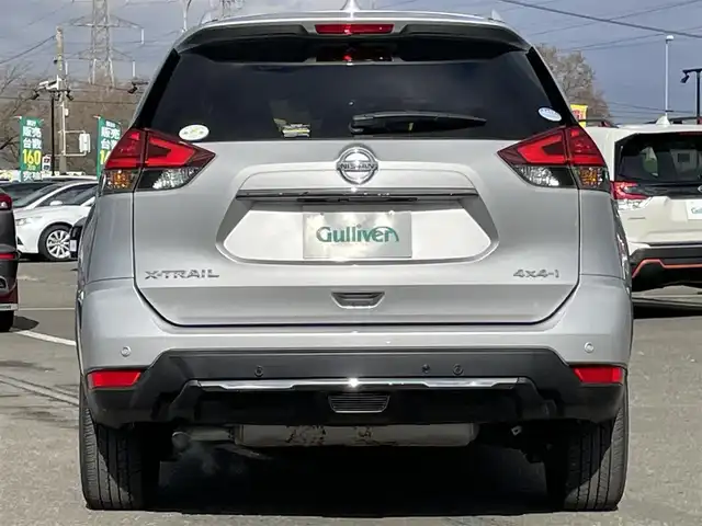 日産 エクストレイル 20Xi Vセレクション 道央・札幌 2020(令2)年 5.8万km ブリリアントシルバー ４WD/純正ディーラーOPナビ/CD/DVD/BD/BT/フルセグ/プロパイロット/エマージェンシーブレーキ/横滑り防止装置/レーダークルーズコントロール/ヒルディセントコントロール/レーンキープアシスト/ハンドルアシスト/クリアランスソナー/アラウンドビューモニター/ビルトインETC/ドライブレコーダー/アイドリングストップ/デジタルインナーミラー/トランスファー切替/パワーバックドア/前席パワーシート/全席シートヒーター/カプロンシート/革巻きステアリング/ステアリングリモコン/電動パーキング/オートブレーキホールド/プッシュスタート/スマートキー/LEDヘッドライト/オートライト/フォグランプ/電動格納ミラー/ヒーテッドドアミラー/ウィンカーミラー/純正フロアマット/ドアバイザー
