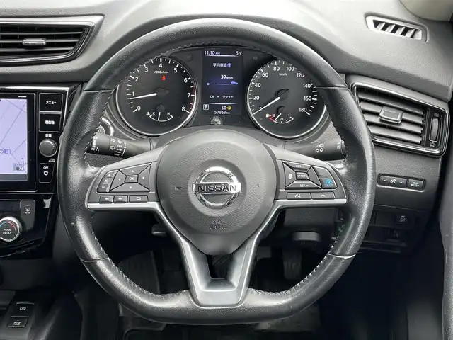 日産 エクストレイル 20Xi Vセレクション 道央・札幌 2020(令2)年 5.8万km ブリリアントシルバー ４WD/純正ディーラーOPナビ/CD/DVD/BD/BT/フルセグ/プロパイロット/エマージェンシーブレーキ/横滑り防止装置/レーダークルーズコントロール/ヒルディセントコントロール/レーンキープアシスト/ハンドルアシスト/クリアランスソナー/アラウンドビューモニター/ビルトインETC/ドライブレコーダー/アイドリングストップ/デジタルインナーミラー/トランスファー切替/パワーバックドア/前席パワーシート/全席シートヒーター/カプロンシート/革巻きステアリング/ステアリングリモコン/電動パーキング/オートブレーキホールド/プッシュスタート/スマートキー/LEDヘッドライト/オートライト/フォグランプ/電動格納ミラー/ヒーテッドドアミラー/ウィンカーミラー/純正フロアマット/ドアバイザー