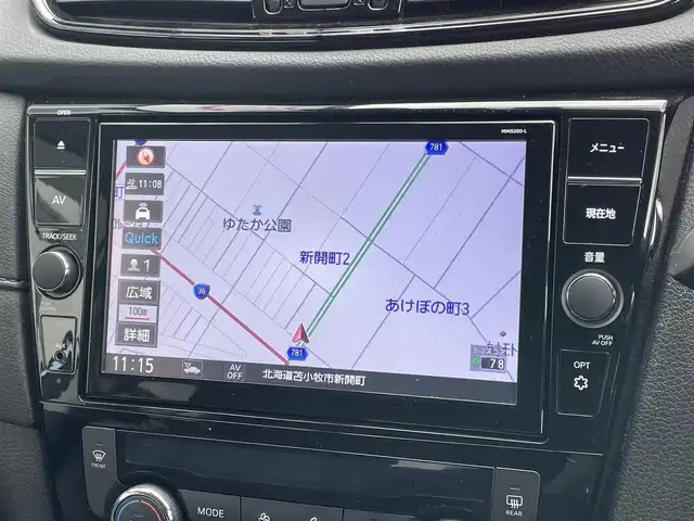 日産 エクストレイル 20Xi Vセレクション 道央・札幌 2020(令2)年 5.8万km ブリリアントシルバー ４WD/純正ディーラーOPナビ/CD/DVD/BD/BT/フルセグ/プロパイロット/エマージェンシーブレーキ/横滑り防止装置/レーダークルーズコントロール/ヒルディセントコントロール/レーンキープアシスト/ハンドルアシスト/クリアランスソナー/アラウンドビューモニター/ビルトインETC/ドライブレコーダー/アイドリングストップ/デジタルインナーミラー/トランスファー切替/パワーバックドア/前席パワーシート/全席シートヒーター/カプロンシート/革巻きステアリング/ステアリングリモコン/電動パーキング/オートブレーキホールド/プッシュスタート/スマートキー/LEDヘッドライト/オートライト/フォグランプ/電動格納ミラー/ヒーテッドドアミラー/ウィンカーミラー/純正フロアマット/ドアバイザー