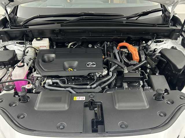 レクサス ＮＸ 350h Fスポーツ 福島県 2024(令6)年 2.8万km ホワイトノーヴァガラスフレーク /ワンオーナー//４WD//Lexus Safety System＋//プリクラッシュセーフティー//レーダークルーズコントロール//レーントレーシングアシスト//ロードサインアシスト//純正14インチディスプレイオーディオ（ナビ付き）//フルセグTV//Bluetooth/USB接続//全方位カメラ//ETC2.0//本革シート//パワーシート（D/N）//シートヒーター（D/N）//シートベンチレーション（D/N）//ツインムーンルーフ//純正フロアマット//ハンズフリーパワーバックドア//純正20インチアルミホイール//LEDヘッドライト//オートマチックハイビーム//コーナーセンサー//純正ドライブレコーダー（前後）//充電用USBポート//電動パーキングブレーキ//ブレーキホールド//パドルシフト//スペアキー//カードキー//保証書//取扱説明書