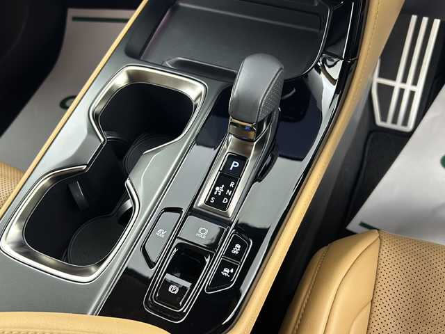 レクサス ＮＸ 350h Fスポーツ 福島県 2024(令6)年 2.8万km ホワイトノーヴァガラスフレーク /ワンオーナー//４WD//Lexus Safety System＋//プリクラッシュセーフティー//レーダークルーズコントロール//レーントレーシングアシスト//ロードサインアシスト//純正14インチディスプレイオーディオ（ナビ付き）//フルセグTV//Bluetooth/USB接続//全方位カメラ//ETC2.0//本革シート//パワーシート（D/N）//シートヒーター（D/N）//シートベンチレーション（D/N）//ツインムーンルーフ//純正フロアマット//ハンズフリーパワーバックドア//純正20インチアルミホイール//LEDヘッドライト//オートマチックハイビーム//コーナーセンサー//純正ドライブレコーダー（前後）//充電用USBポート//電動パーキングブレーキ//ブレーキホールド//パドルシフト//スペアキー//カードキー//保証書//取扱説明書