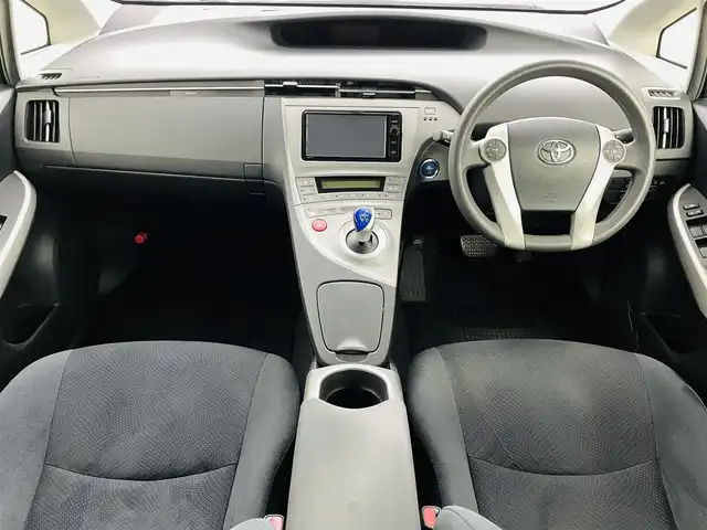 トヨタ プリウス S 福島県 2014(平26)年 7.6万km ブラック 純正７インチナビ/・型番；NSZN-W64T/・フルセグ/TV/SD/CD/DVD/BT/AM/FM/HIDオートライト/・フォグライト/電動格納ミラー/・ウィンカーミラー/ステアリングスイッチ/純正フロアマット/純正ドアバイザー/プッシュスタート/・スマートキー