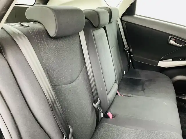 トヨタ プリウス S 福島県 2014(平26)年 7.6万km ブラック 純正７インチナビ/・型番；NSZN-W64T/・フルセグ/TV/SD/CD/DVD/BT/AM/FM/HIDオートライト/・フォグライト/電動格納ミラー/・ウィンカーミラー/ステアリングスイッチ/純正フロアマット/純正ドアバイザー/プッシュスタート/・スマートキー