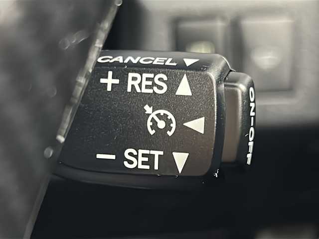 トヨタ マークＸ 250G Sパッケージ G’s 宮城県 2013(平25)年 7.4万km ホワイトパールクリスタルシャイン 禁煙車/ワンオーナー/ムーンルーフ/G’sエアロパーツ（F/S/R）/クルーズコントロール/純正7インチナビ/・AM/FM/CD/DVD/BT/SD/フルセグTV/ビルトインETC/革巻きステアリング/ステアリングスイッチ/パドルスイッチ/ハーフレザーシート/プッシュスタート/スマートキー/MT付きATシフト/LEDヘッドライト/LEDフォグランプ/純正19インチアルミホイール/純正フロアマット/純正ドアバイザー/横滑り防止装置/ワイパーデアイサー