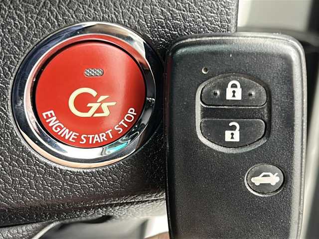 トヨタ マークＸ 250G Sパッケージ G’s 宮城県 2013(平25)年 7.4万km ホワイトパールクリスタルシャイン 禁煙車/ワンオーナー/ムーンルーフ/G’sエアロパーツ（F/S/R）/クルーズコントロール/純正7インチナビ/・AM/FM/CD/DVD/BT/SD/フルセグTV/ビルトインETC/革巻きステアリング/ステアリングスイッチ/パドルスイッチ/ハーフレザーシート/プッシュスタート/スマートキー/MT付きATシフト/LEDヘッドライト/LEDフォグランプ/純正19インチアルミホイール/純正フロアマット/純正ドアバイザー/横滑り防止装置/ワイパーデアイサー