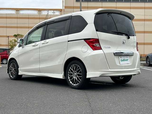 ホンダ フリード Giエアロ 宮城県 2008(平20)年 8万km プレミアムホワイトパール 登録時走行距離７９６９５ｋｍ/CD/DVD/FM/AM/HDD/両側パワースライドドア/ETC/ステアリングリモコン/ドアバイザー/電格ミラー/フォグランプ/フロント無限グリル/無限アルミホイール/AAC/３列目シート