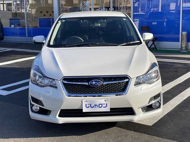 スバル インプレッサ スポーツ 2．0i アイサイト 長野県 2015(平27)年 9.1万km クリスタルホワイトP (株)IDOMが運営する【じしゃロン長野店】の自社ローン専用車両になりますこちらは現金またはオートローンご利用時の価格です。自社ローンご希望の方は別途その旨お申付け下さい/純正ナビ/バックカメラ/ステアリングスイッチ/ETC/クルーズコントロール/純正フロアマット
