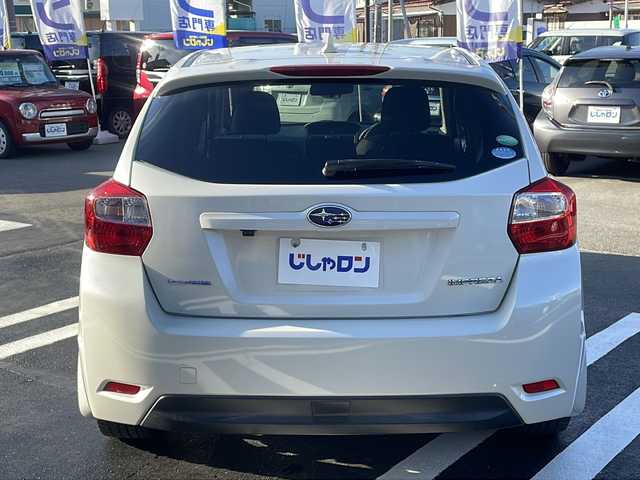 スバル インプレッサ スポーツ 2．0i アイサイト 長野県 2015(平27)年 9.1万km クリスタルホワイトP (株)IDOMが運営する【じしゃロン長野店】の自社ローン専用車両になりますこちらは現金またはオートローンご利用時の価格です。自社ローンご希望の方は別途その旨お申付け下さい/純正ナビ/バックカメラ/ステアリングスイッチ/ETC/クルーズコントロール/純正フロアマット