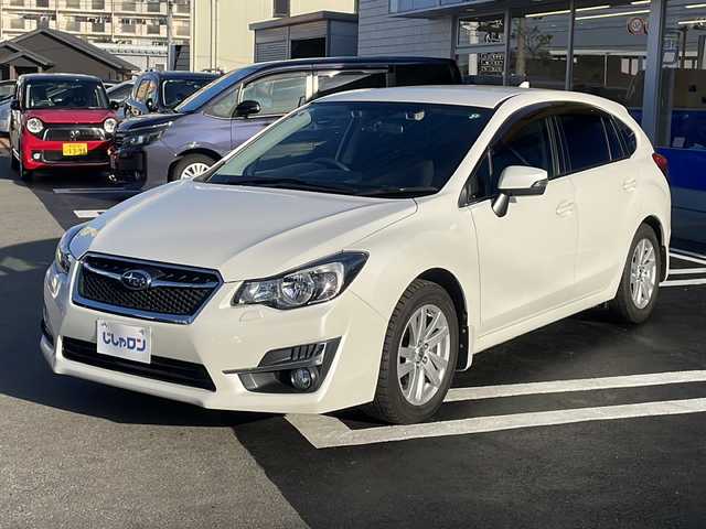 スバル インプレッサ スポーツ 2．0i アイサイト 長野県 2015(平27)年 9.1万km クリスタルホワイトP (株)IDOMが運営する【じしゃロン長野店】の自社ローン専用車両になりますこちらは現金またはオートローンご利用時の価格です。自社ローンご希望の方は別途その旨お申付け下さい/純正ナビ/バックカメラ/ステアリングスイッチ/ETC/クルーズコントロール/純正フロアマット