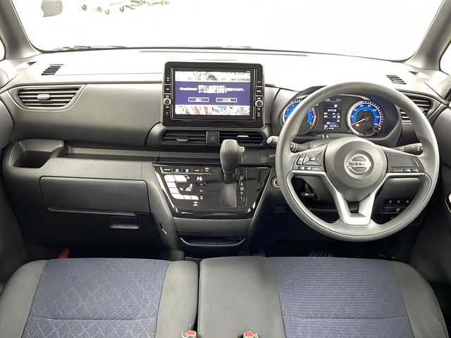 日産 ルークス ハイウェイスター X 宮城県 2020(令2)年 4.1万km チタニウムグレーM/シルキーホワイト 禁煙車/アラウンドビューモニター/エマージェンシーブレーキ/車線逸脱警報/オートハイビームアシスト/純正9インチナビ/・CD.DVD.SD.BT/フルセグTV/両側パワースライドドア/ハンズフリーオートスライドドア/前後コーナーセンサー/LEDヘッドライト/LEDフォグランプ/アイドリングストップ/横滑り防止装置/プッシュスタート/スマートキー/ロールサンシェード/純正14インチアルミホイール/純正フロアマット