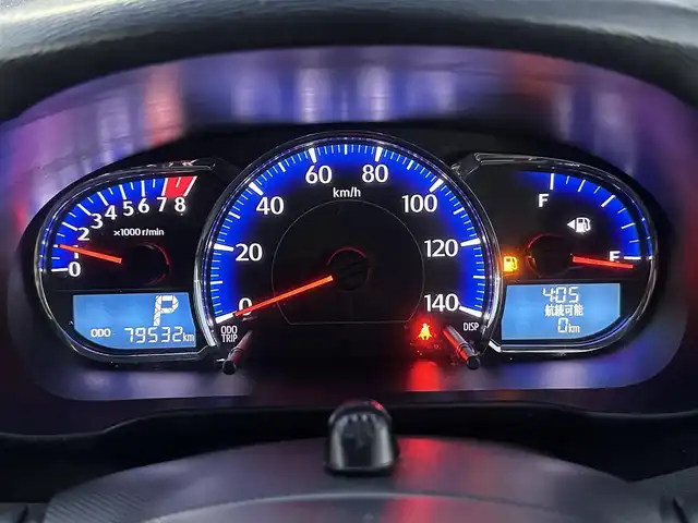 ダイハツ ムーヴ カスタム RS 道北・旭川 2013(平25)年 8万km ブラックマイカメタリック (株)IDOMが運営する【じしゃロン旭川店】の自社ローン対象車両になります。こちらは現金ご利用時の価格です。/自社ローンご希望の方は別途その旨お申付け下さい/　/・純正ナビ(CD/DVD/BT/SD/フルセグ)/・アイドリングストップ/・電動格納ウィンカーミラー/・フロントデアイサー/・リアデフォッガー/・プッシュスタート/・スマートキー1個/・フォグランプ/・オートライト/・現車装着サマータイヤ 純正AW165/55R15