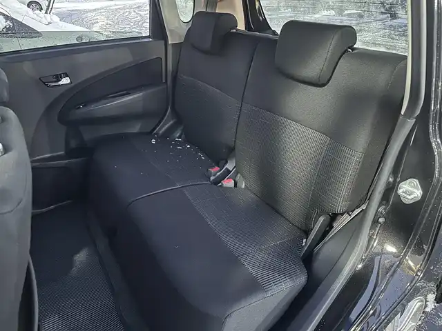 ダイハツ ムーヴ カスタム RS 道北・旭川 2013(平25)年 8万km ブラックマイカメタリック (株)IDOMが運営する【じしゃロン旭川店】の自社ローン対象車両になります。こちらは現金ご利用時の価格です。/自社ローンご希望の方は別途その旨お申付け下さい/　/・純正ナビ(CD/DVD/BT/SD/フルセグ)/・アイドリングストップ/・電動格納ウィンカーミラー/・フロントデアイサー/・リアデフォッガー/・プッシュスタート/・スマートキー1個/・フォグランプ/・オートライト/・現車装着サマータイヤ 純正AW165/55R15