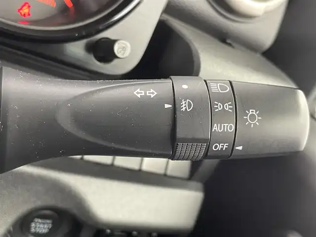 スズキ ジムニー XC 富山県 2019(平31)年 4.3万km ジャングルグリーン 社外ナビ（AM/FM/DVD/BT/フルセグ）/ドライブレコーダー/ETC/D/N席シートヒーター/衝突被害軽減システム/クルーズコントロール/レーンキープアシスト/横滑り防止装置/純正アルミホイール/純正フロアマット/オートLEDライト/フォグライト/革巻きステアリング/ステアリングスイッチ/スマートキー/スペアキー