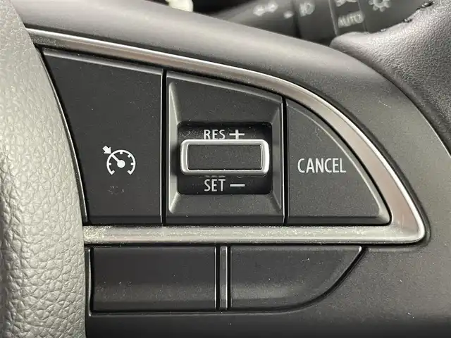 スズキ ジムニー XC 富山県 2019(平31)年 4.3万km ジャングルグリーン 社外ナビ（AM/FM/DVD/BT/フルセグ）/ドライブレコーダー/ETC/D/N席シートヒーター/衝突被害軽減システム/クルーズコントロール/レーンキープアシスト/横滑り防止装置/純正アルミホイール/純正フロアマット/オートLEDライト/フォグライト/革巻きステアリング/ステアリングスイッチ/スマートキー/スペアキー