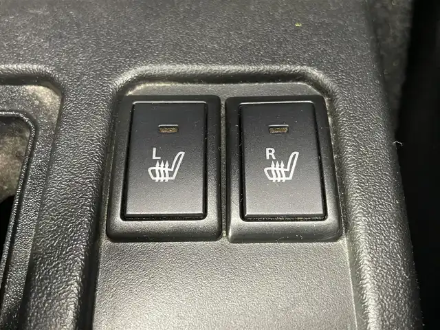 スズキ ジムニー XC 富山県 2019(平31)年 4.3万km ジャングルグリーン 社外ナビ（AM/FM/DVD/BT/フルセグ）/ドライブレコーダー/ETC/D/N席シートヒーター/衝突被害軽減システム/クルーズコントロール/レーンキープアシスト/横滑り防止装置/純正アルミホイール/純正フロアマット/オートLEDライト/フォグライト/革巻きステアリング/ステアリングスイッチ/スマートキー/スペアキー