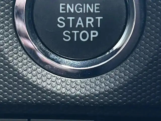 ダイハツ タフト G ターボ クロムベンチャー 群馬県 2022(令4)年 2万km レイクブルーメタリック 社外ナビ/　(AM/FM/BT/TV/CD/DVD/SD)/ガラスルーフ/ルーフレール/パノラミックビューモニター/スマートアシスト/衝突警報機能/衝突回避支援ブレーキ機能/ブレーキ制御付き誤発進抑制/車線逸脱抑制制御機能/車線逸脱警報/先行車発進お知らせ機能/ふらつき警報/レーンキープコントロール/コーナーセンサー/レーダークルーズコントロール/標識認識機能/ETC/前後ドライブレコーダー/社外フロアマット/純正ドアバイザー/前席シートヒーター/ステアリングリモコン/AUTOライト/LEDヘッドライト/スペアキー