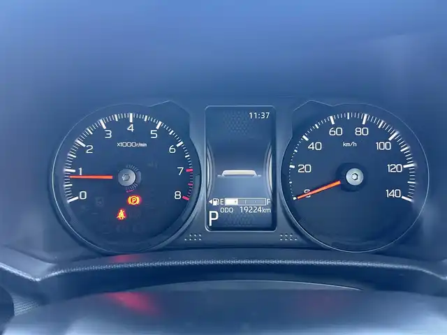 ダイハツ タフト G ターボ クロムベンチャー 群馬県 2022(令4)年 2万km レイクブルーメタリック 社外ナビ/　(AM/FM/BT/TV/CD/DVD/SD)/ガラスルーフ/ルーフレール/パノラミックビューモニター/スマートアシスト/衝突警報機能/衝突回避支援ブレーキ機能/ブレーキ制御付き誤発進抑制/車線逸脱抑制制御機能/車線逸脱警報/先行車発進お知らせ機能/ふらつき警報/レーンキープコントロール/コーナーセンサー/レーダークルーズコントロール/標識認識機能/ETC/前後ドライブレコーダー/社外フロアマット/純正ドアバイザー/前席シートヒーター/ステアリングリモコン/AUTOライト/LEDヘッドライト/スペアキー