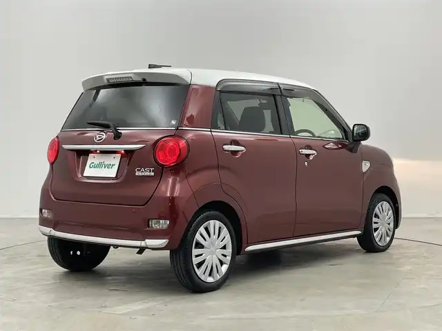 ダイハツ キャスト スタイル X SAⅢ 埼玉県 2017(平29)年 3.6万km ファイアークォーツレッドM 純正８インチナビ　バックカメラ　ＥＴＣ　ドライブレコーダー　スマートアシスト３　ステアリングスイッチ　ヘッドライトレベライザー　ＨＤＭＩ　スマートキー　プッシュスタート　オートハイビーム　地デジＴＶ