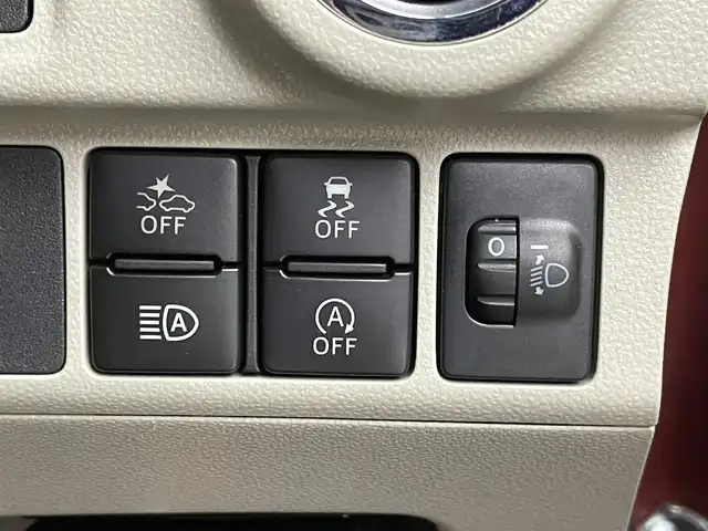 ダイハツ キャスト スタイル X SAⅢ 埼玉県 2017(平29)年 3.6万km ファイアークォーツレッドM 純正８インチナビ　バックカメラ　ＥＴＣ　ドライブレコーダー　スマートアシスト３　ステアリングスイッチ　ヘッドライトレベライザー　ＨＤＭＩ　スマートキー　プッシュスタート　オートハイビーム　地デジＴＶ