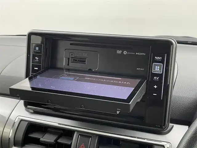 ダイハツ キャスト スタイル X SAⅢ 埼玉県 2017(平29)年 3.6万km ファイアークォーツレッドM 純正８インチナビ　バックカメラ　ＥＴＣ　ドライブレコーダー　スマートアシスト３　ステアリングスイッチ　ヘッドライトレベライザー　ＨＤＭＩ　スマートキー　プッシュスタート　オートハイビーム　地デジＴＶ