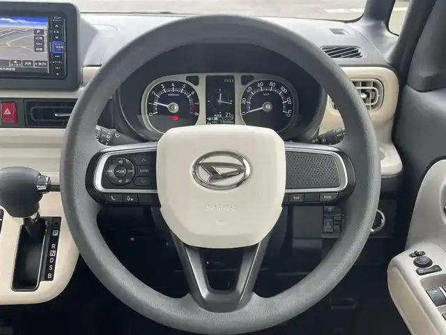 ダイハツ ムーヴ キャンバス ストライプス G 静岡県 2023(令5)年 1.4万km シャイニングホワイトパール/ファインミントメタリック 純正ナビ/　（Bluetooth/DVD/CD）/フルセグTV/バックカメラ/スマートアシスト/衝突被害軽減システム/レーンキープアシスト/前後コーナーセンサー/両側パワースライドドア/前席シートヒーター/保温機能付きカップホルダー/電動パーキングブレーキ/オートブレーキホールド/ETC/前方ドライブレコーダー/LEDヘッドライト/プッシュスタート/スマートキー/スペアキー1本有り/純正フロアマット/取扱説明書/保証書