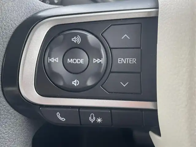 ダイハツ ムーヴ キャンバス ストライプス G 静岡県 2023(令5)年 1.4万km シャイニングホワイトパール/ファインミントメタリック 純正ナビ/　（Bluetooth/DVD/CD）/フルセグTV/バックカメラ/スマートアシスト/衝突被害軽減システム/レーンキープアシスト/前後コーナーセンサー/両側パワースライドドア/前席シートヒーター/保温機能付きカップホルダー/電動パーキングブレーキ/オートブレーキホールド/ETC/前方ドライブレコーダー/LEDヘッドライト/プッシュスタート/スマートキー/スペアキー1本有り/純正フロアマット/取扱説明書/保証書