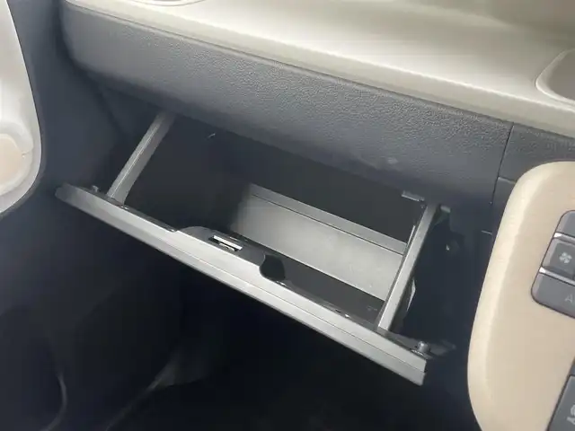 ダイハツ ムーヴ キャンバス ストライプス G 静岡県 2023(令5)年 1.4万km シャイニングホワイトパール/ファインミントメタリック 純正ナビ/　（Bluetooth/DVD/CD）/フルセグTV/バックカメラ/スマートアシスト/衝突被害軽減システム/レーンキープアシスト/前後コーナーセンサー/両側パワースライドドア/前席シートヒーター/保温機能付きカップホルダー/電動パーキングブレーキ/オートブレーキホールド/ETC/前方ドライブレコーダー/LEDヘッドライト/プッシュスタート/スマートキー/スペアキー1本有り/純正フロアマット/取扱説明書/保証書