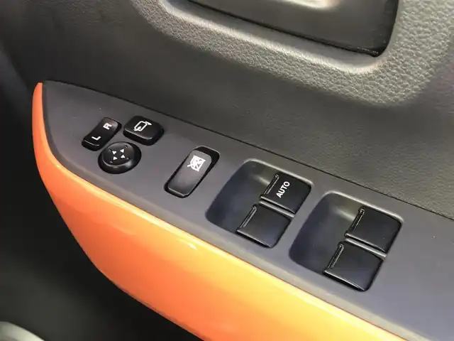 スズキ ハスラー G ターボ 富山県 2016(平28)年 4.4万km パッションオレンジマイカ/スペリアホワイト ディスプレイオーディオ/Bluetooth/衝突被害軽減ブレーキ/横滑り防止装置/アイドリングストップ/シートヒーター/オートライト/ベンチシート/プッシュスタート/スマートキー/スペアキー１本/電動格納ミラー/ETC