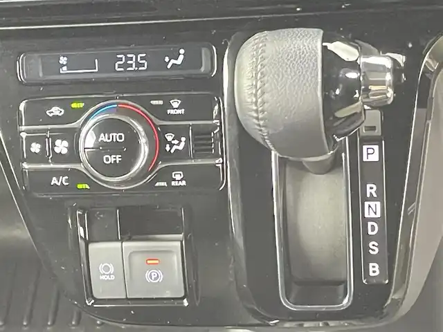 ダイハツ タント カスタム RS 千葉県 2023(令5)年 1万km ブラックマイカメタリック 禁煙車/ターボ車/純正10インチナビ/・NMZN-Z73DS/・CD/DVD/BT/フルセグ/全方位カメラ/運転席ロングスライドシート/両側パワースライドドア/オートクルーズコントロール/LEDヘッドライト/オートハイビーム/電動パーキングブレーキ/ブレーキホールド/コーナーセンサー/ビルトインETC/スマートキー/純正15インチアルミホイール