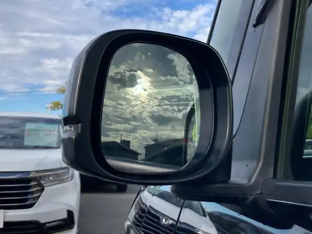 ホンダ Ｎ ＢＯＸ カスタム G EX ホンダセンシング 静岡県 2019(令1)年 4.7万km クリスタルブラックパール HondaSENSING/純正メモリーナビ(VXM-194VFi)/　AM FM CD DVD Bluetooth USb/ビルトインETC/LEDオートヘッドランプ/レーダークルーズコントロール/両側パワースライドドア/アレルクリーンプラスシート/ステアリングスイッチ/純正14インチアルミホイール/リアクリアランスソナー/リアロールサンシェード/フルセグTV/バックモニター/ドライブレコーダー