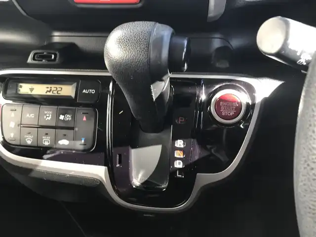 ホンダ Ｎ ＢＯＸ SSパッケージ 富山県 2014(平26)年 8.1万km スマートブラック 純正ナビ/ワンセグTV/Bluetooth/バックカメラ/衝突被害軽減ブレーキ/両側パワースライドドア/スマートキー/プッシュスタート/ステアリングスイッチ/ヘッドライトレベライザー/横滑り防止装置/ETC/ウインカーミラー/電動格納ミラー