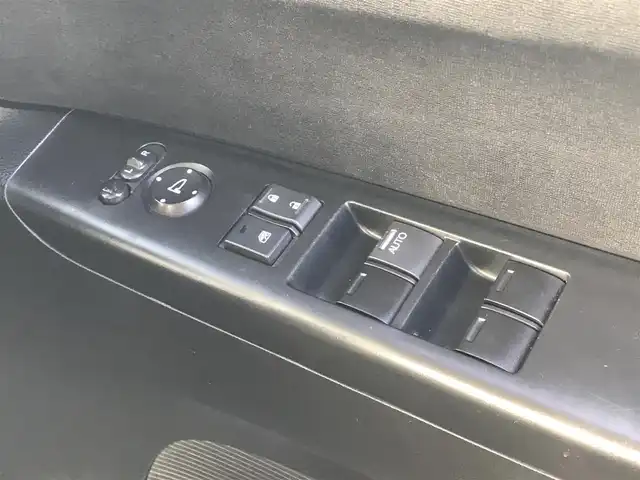 ホンダ Ｎ ＢＯＸ SSパッケージ 富山県 2014(平26)年 8.1万km スマートブラック 純正ナビ/ワンセグTV/Bluetooth/バックカメラ/衝突被害軽減ブレーキ/両側パワースライドドア/スマートキー/プッシュスタート/ステアリングスイッチ/ヘッドライトレベライザー/横滑り防止装置/ETC/ウインカーミラー/電動格納ミラー