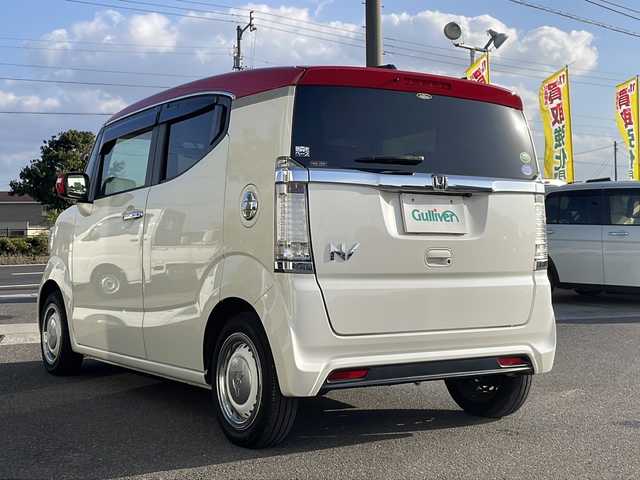 ホンダ Ｎ ＢＯＸ スラッシュ G Lインテリアカラーパッケージ 香川県 2017(平29)年 7.6万km プレミアムホワイトパールⅡ パナソニック製SDナビゲーション（CN-RE03D）/【AM/FM/フルセグ/BT/CD/DVD】/衝突回避支援システム/エマージェンシーストップシグナル/VSA（車両挙動安定化制御システム）/電子制御パーキングブレーキ/バックカメラ/ビルトインETC/LEDヘッドライト/オートヘッドライト/レザー調シート/ベンチシート/純正フロアマット/電動格納ミラー/スマートキー/プッシュスタート