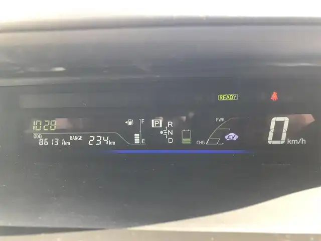 トヨタ プリウス α G 富山県 2013(平25)年 8.7万km シルバーM 社外ナビ/フルセグTV/Bluetooth/バックカメラ/ドライブレコーダー/クルーズコントロール/プッシュスタート/スマートキー/オートライト/ウインカーミラー/電動格納ミラー/フォグランプ/三列シート/　　　　　　　