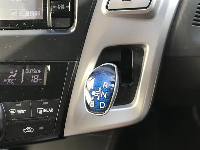 トヨタ プリウス α G 富山県 2013(平25)年 8.7万km シルバーM 社外ナビ/フルセグTV/Bluetooth/バックカメラ/ドライブレコーダー/クルーズコントロール/プッシュスタート/スマートキー/オートライト/ウインカーミラー/電動格納ミラー/フォグランプ/三列シート/　　　　　　　