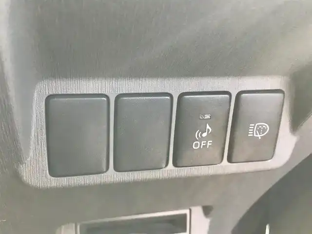 トヨタ プリウス α G 富山県 2013(平25)年 8.7万km シルバーM 社外ナビ/フルセグTV/Bluetooth/バックカメラ/ドライブレコーダー/クルーズコントロール/プッシュスタート/スマートキー/オートライト/ウインカーミラー/電動格納ミラー/フォグランプ/三列シート/　　　　　　　