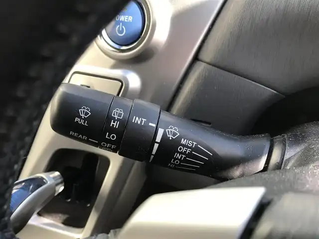 トヨタ プリウス α G 富山県 2013(平25)年 8.7万km シルバーM 社外ナビ/フルセグTV/Bluetooth/バックカメラ/ドライブレコーダー/クルーズコントロール/プッシュスタート/スマートキー/オートライト/ウインカーミラー/電動格納ミラー/フォグランプ/三列シート/　　　　　　　