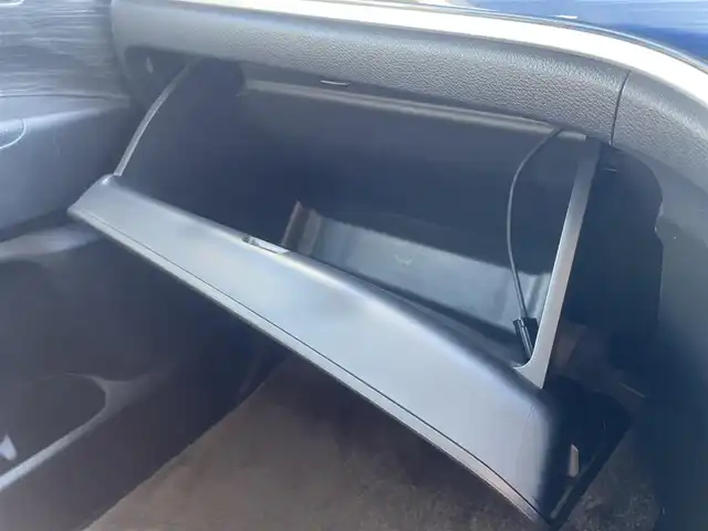 ホンダ オデッセイ アブソルート EX 山形県 2013(平25)年 11.7万km プレミアムヴィーナスブラックP (株)IDOMが運営する【じしゃロン山形店】の自社ローン専用車両になります。/こちらは現金またはオートローンご利用時の価格です。/自社ローンご希望の方は別途その旨お申付け下さい。/純正ナビ/【FM/AM/ラジオ/CD/DVD/TV/HDMI/Bluetooth】/ビルトインETC/両側パワースライドドア/クルーズコントロール/フリップダウンモニター/アラウンドビューモニター/D席のみパワーシート/ALLパワーウィンドウ/パドルシフト/フォグランプ/ステアリングスイッチ/ウィンカーミラー/後席サンシェード/アイドリングストップ/横滑り/オットマン