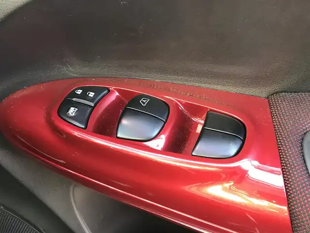 日産 ジューク 15RX パーソナライズパック 富山県 2013(平25)年 5.7万km パッションレッド 純正ナビ/フルセグTV/Bluetooth/バックカメラ/ドライブレコーダー/スマートキー/プッシュスタート/横滑り防止装置/ETC/アイドリングストップ/ヘッドライトレベライザー/電動格納ミラー