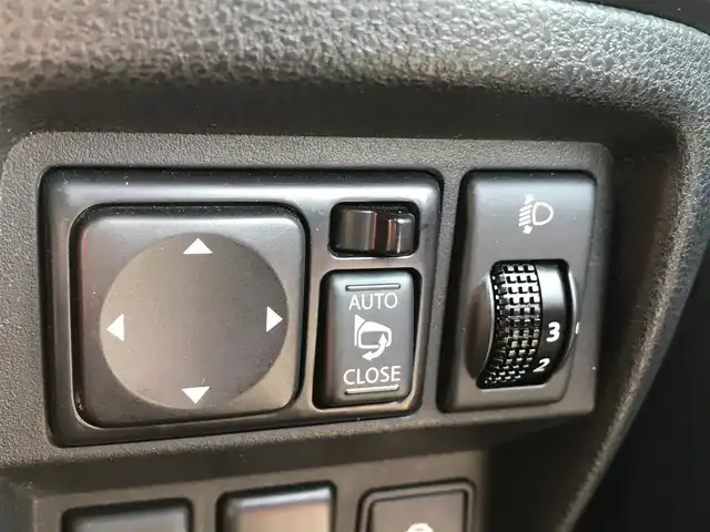 日産 ジューク 15RX パーソナライズパック 富山県 2013(平25)年 5.7万km パッションレッド 純正ナビ/フルセグTV/Bluetooth/バックカメラ/ドライブレコーダー/スマートキー/プッシュスタート/横滑り防止装置/ETC/アイドリングストップ/ヘッドライトレベライザー/電動格納ミラー