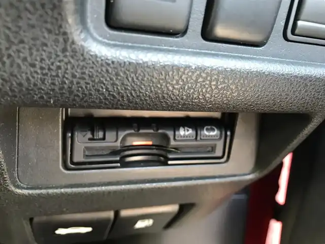 日産 ジューク 15RX パーソナライズパック 富山県 2013(平25)年 5.7万km パッションレッド 純正ナビ/フルセグTV/Bluetooth/バックカメラ/ドライブレコーダー/スマートキー/プッシュスタート/横滑り防止装置/ETC/アイドリングストップ/ヘッドライトレベライザー/電動格納ミラー