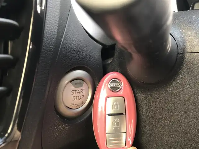 日産 ジューク 15RX パーソナライズパック 富山県 2013(平25)年 5.7万km パッションレッド 純正ナビ/フルセグTV/Bluetooth/バックカメラ/ドライブレコーダー/スマートキー/プッシュスタート/横滑り防止装置/ETC/アイドリングストップ/ヘッドライトレベライザー/電動格納ミラー