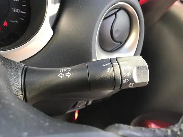 日産 ジューク 15RX パーソナライズパック 富山県 2013(平25)年 5.7万km パッションレッド 純正ナビ/フルセグTV/Bluetooth/バックカメラ/ドライブレコーダー/スマートキー/プッシュスタート/横滑り防止装置/ETC/アイドリングストップ/ヘッドライトレベライザー/電動格納ミラー