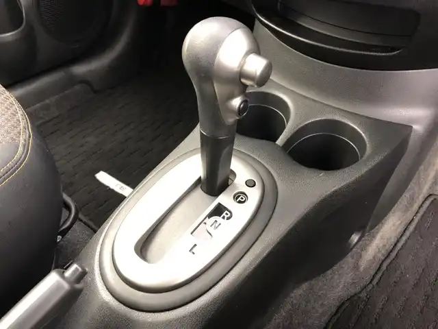 日産 ノート メダリスト 愛知県 2014(平26)年 5.5万km ブリリアントホワイトパール 純正ナビ（フルセグTV・Bluetooth・USB・CD・DVD・AUX）/全方位カメラ/コーナーセンサー/ドライブレコーダー/ETC/ハーフレザーシート/オートライト/フォグランプ/純正フロアマット/スマートキー/プッシュスタート/アームレスト/オートエアコン