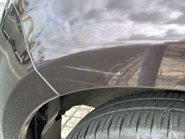 日産 キューブ 15X Vセレクション 静岡県 2016(平28)年 6.2万km ビターショコラ 2トーン 純正ナビ/・FM/AM/・フルセグTV/・CD/DVD/・Bluetooth/主要装備/・ヴィンテージキャメルインテリア/・バックカメラ/・アイドリングストップ/・ステアリングリモコン/・横滑り防止装置/・２トーンカラー/・純正ホイールキャップ/・オートライト/・フォグランプ/・プッシュスタート/・電格ミラー/・純正フロアマット