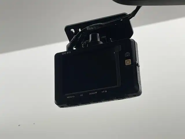 日産 セレナ ライダー BラインS HVAセーフ 福島県 2014(平26)年 6.4万km ブリリアントホワイトパール 衝突軽減/・車線逸脱警報/・踏み間違い防止/・クリアランスソナー/純正SDナビ/全方位カメラ/・バックカメラ/両側パワースライドドア/クルーズコントロール/LEDオートライト/・フォグライト/3列シート/・ロールサンシェード/・ウォークスルー/純正アルミホイール付きサマータイヤ/革ステアリング/・ステアリングリモコン/純正フロアマット/純正ドアバイザー/電動格納ミラー/・ウィンカーミラー/前後ドラレコ/ETC/アイドリングストップ/プッシュスタート/・スマートキー/・スペアキー